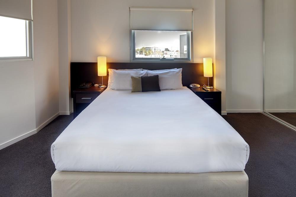 Punthill Essendon Aparthotel Melbourne Exteriör bild