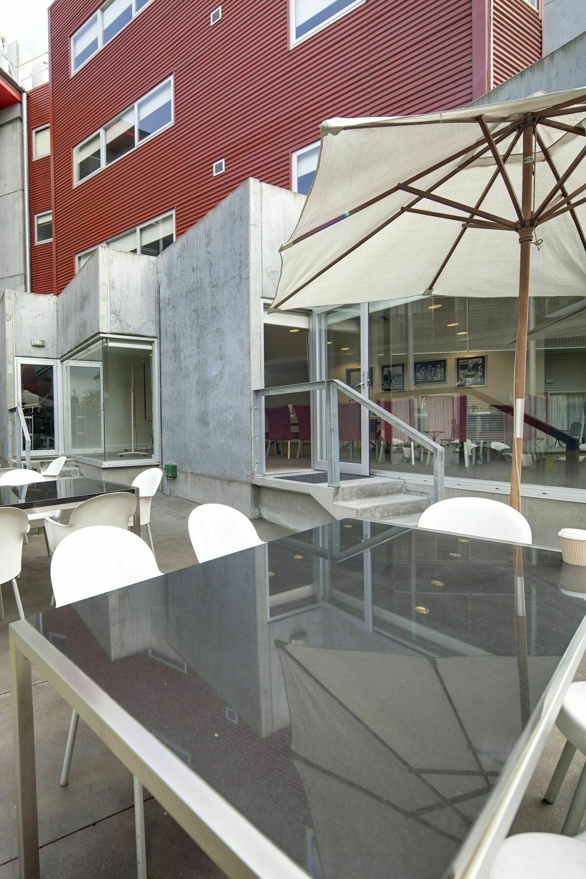 Punthill Essendon Aparthotel Melbourne Exteriör bild
